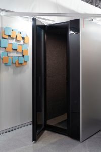 Фото кабины Oblivion от Quiet Store 1