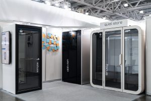 Фото стенда Quiet Store на выставке Мебель Экспо 2025